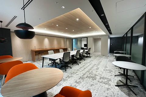 我々の新しい展示スペース部屋1